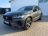 Volvo XC60 B5 R-Design 2WD/Navi/Pano/LED/ACC/Kamera - gebrauchte Volvo XC60 aus dem Jahr 2022
