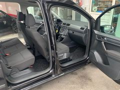 Fahrzeugabbildung Volkswagen Caddy 2,0 TDI 4Motion Trendline Standheizung E6d