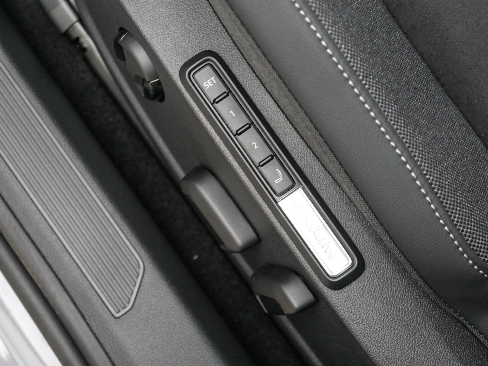 Volkswagen Golf - Bild 11