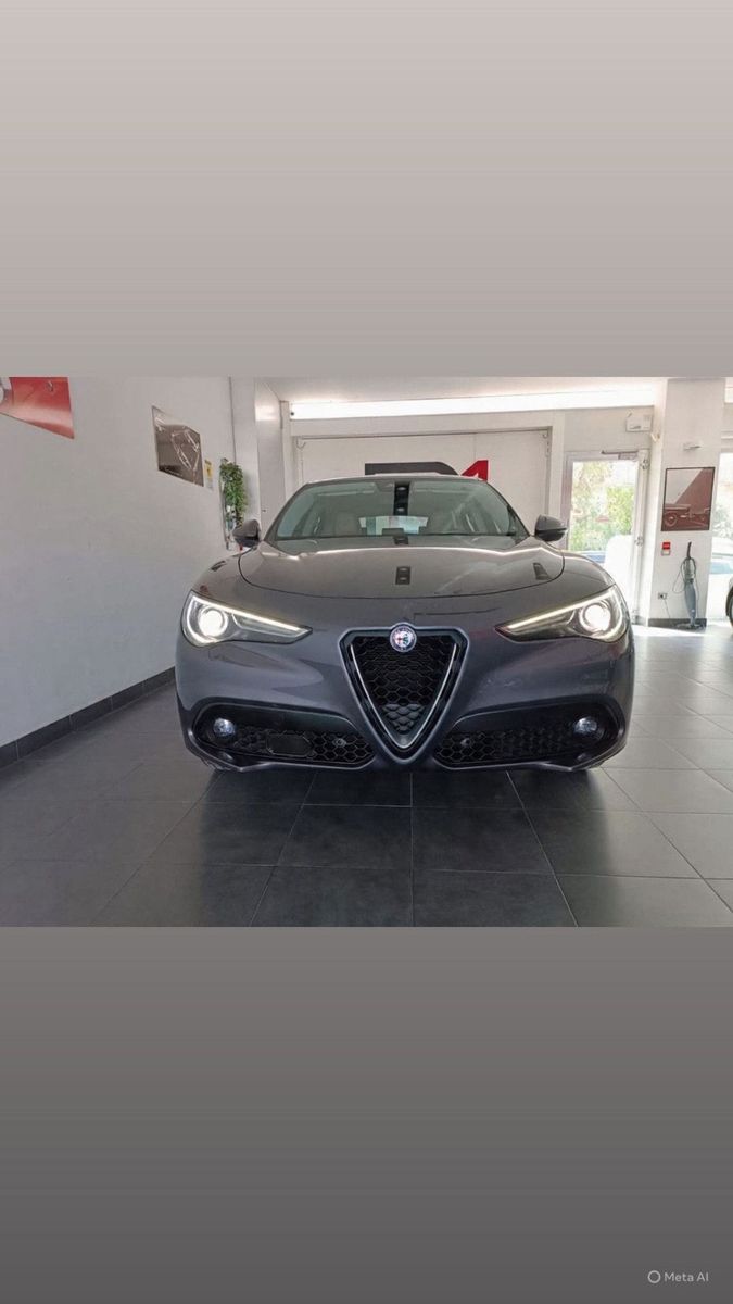 Alfa-Romeo Stelvio - 1