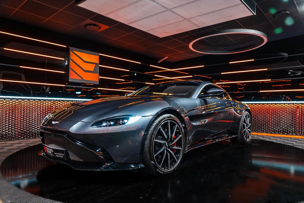 Aston Martin V8 Vantage