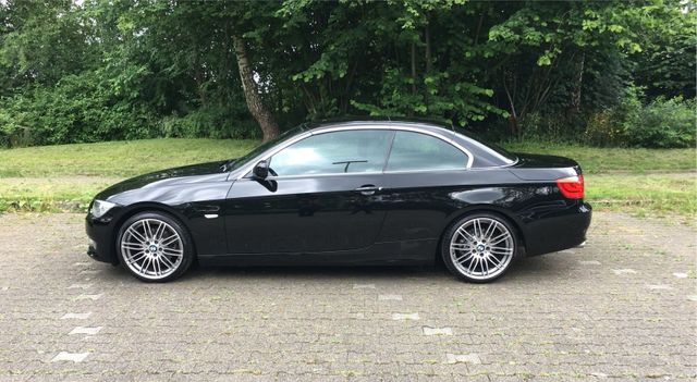 BMW E93 320D Facelift*Scheckheftgepflegt