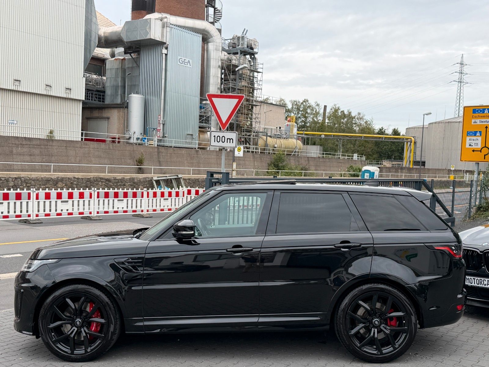 Land Rover Range Rover Sport SVR Aut. 1 Hand - /// foto 10