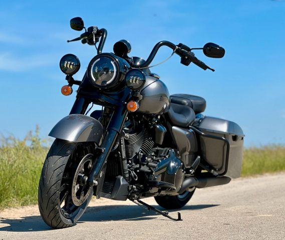 Harley-Davidson Road King Special  FLHRXS