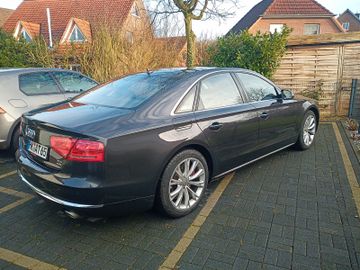 Audi A8 - 2