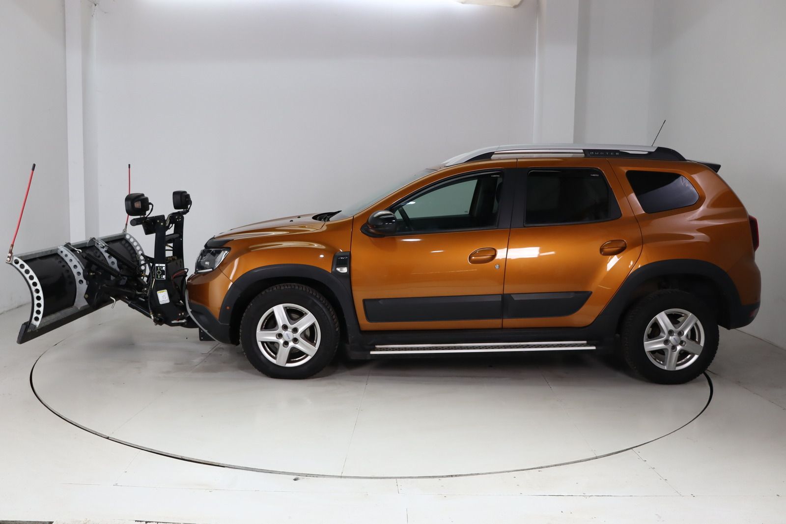 Fahrzeugabbildung Dacia Duster Prestige WINTERDIENST 4x4 * RFK * AHK