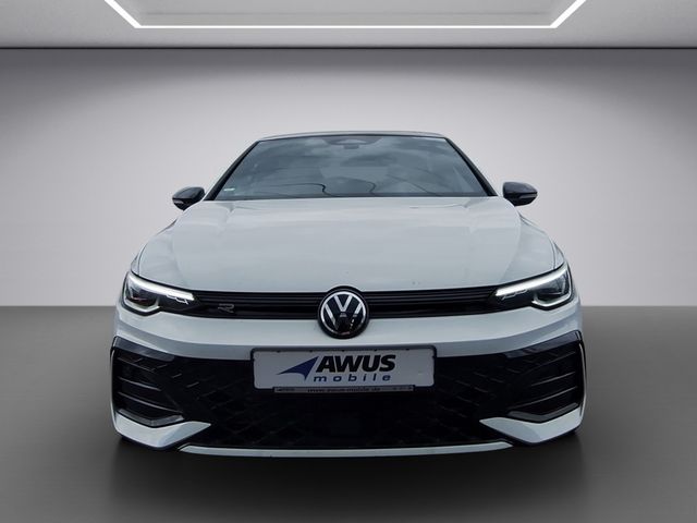 Golf VIII R-Line 1.5 eTSI DSG LED-Plus, Pano, Wi