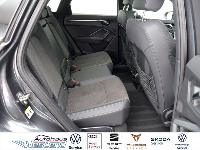 Fahrzeugabbildung Audi Q3 S line 40 TFSI 140kW qu. Pano Matrix Navi