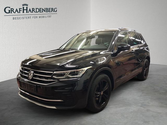 Volkswagen Tiguan 2.0 TDI Urban Sport AHK Navi Panoramadach