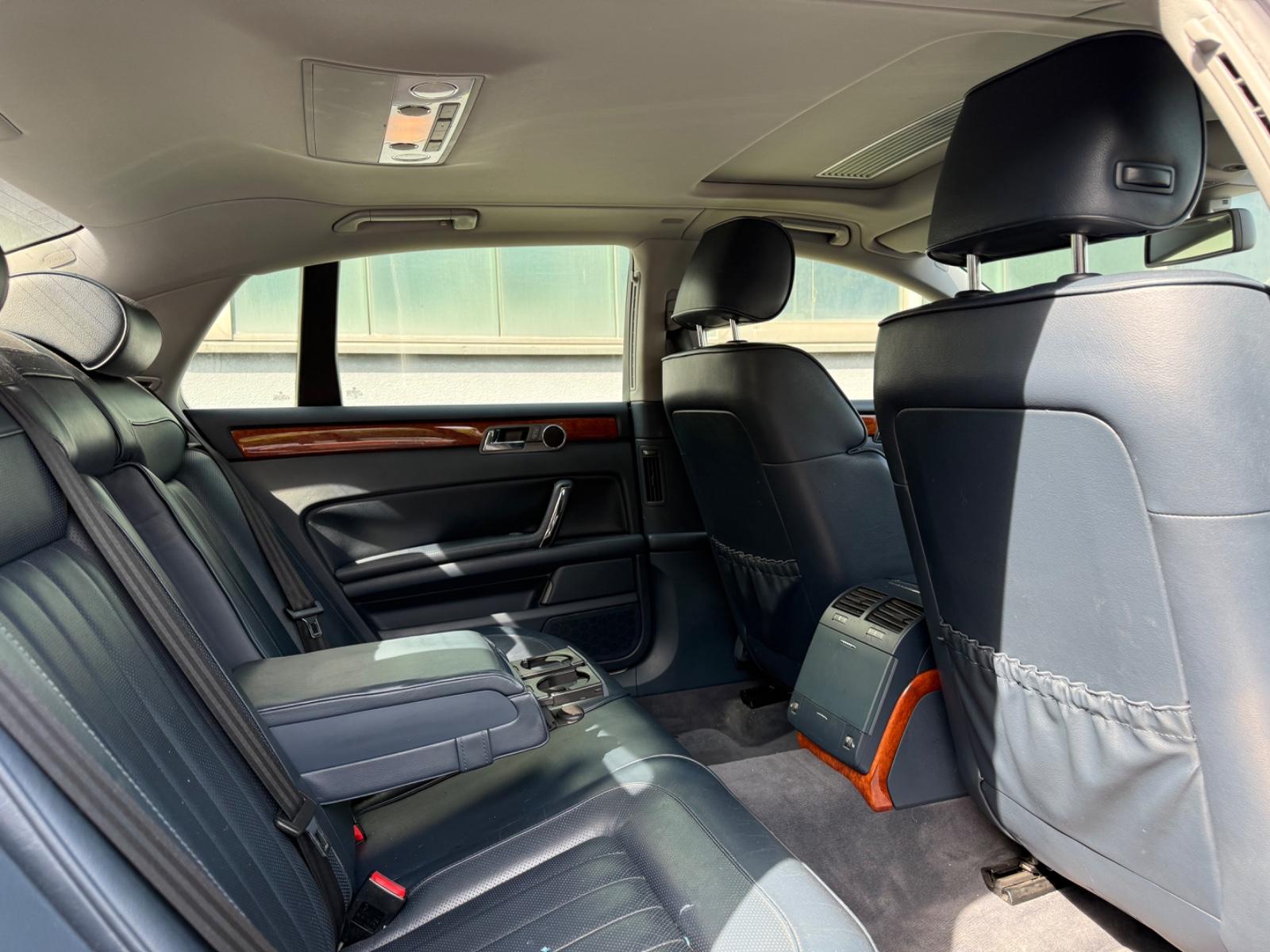 Volkswagen Phaeton V6 4Motion R Design 5 Sitzer Navi Xenon