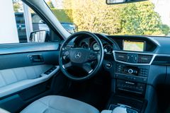 MERCEDES-BENZ E350  T CDI 4Matic/ AIRMATIC/ AHK/ MASSAGE