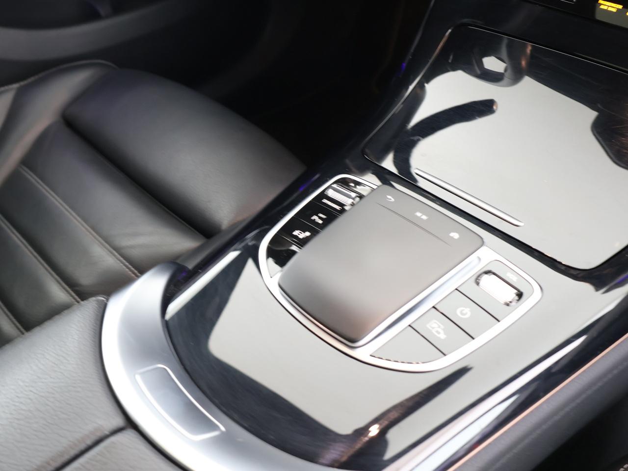 Mercedes-Benz EQC 400 4M AMG AHK HUD Leder 360° SHD Distr.