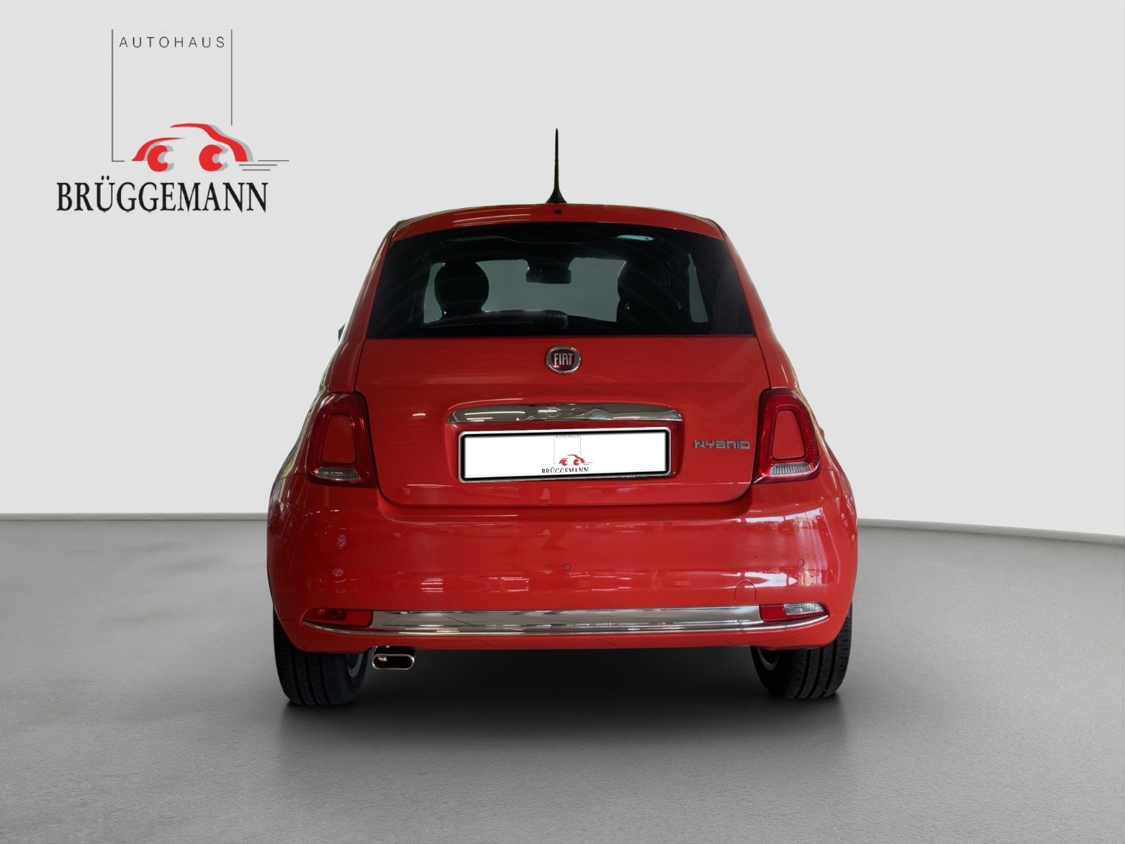 Fahrzeugabbildung Fiat 500 1.0 GSE Hybrid + Ganzjahresreifen