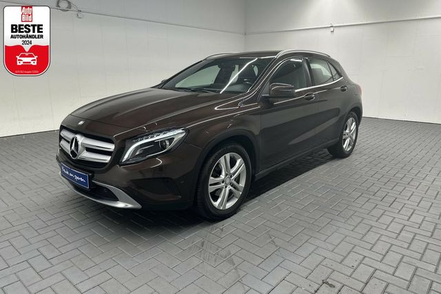 Mercedes-Benz GLA 180 Urban Bi-Xenon/Navi/SHZ/PDC/18 LM