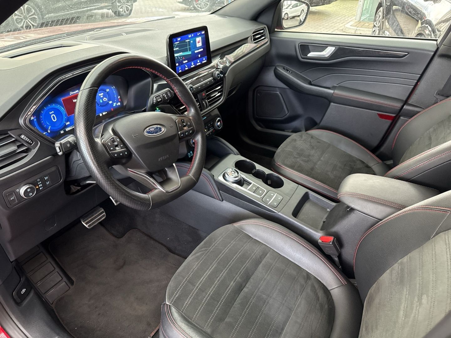 Fahrzeugabbildung Ford Kuga Hybrid ST-Line X ALLRAD Kamera Winterpaket
