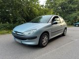 Peugeot 206 TÜV 02/26 Gepflegt AHK Reifen Neu - Peugeot 206: Reifen