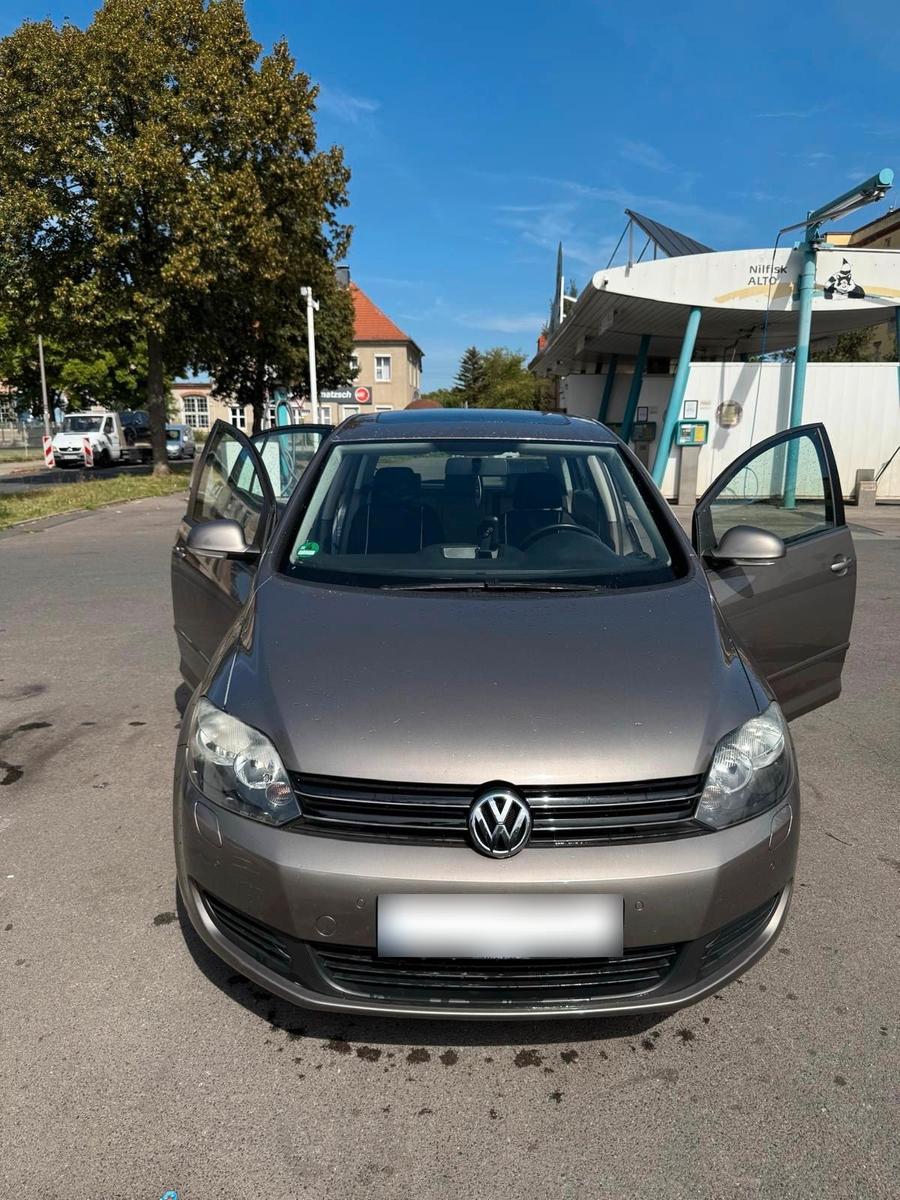 Volkswagen Golf Plus 2010 — photo 6