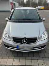 Mercedes-Benz A-Klasse - Mercedes-Benz 190 Gebrauchtwagen in München