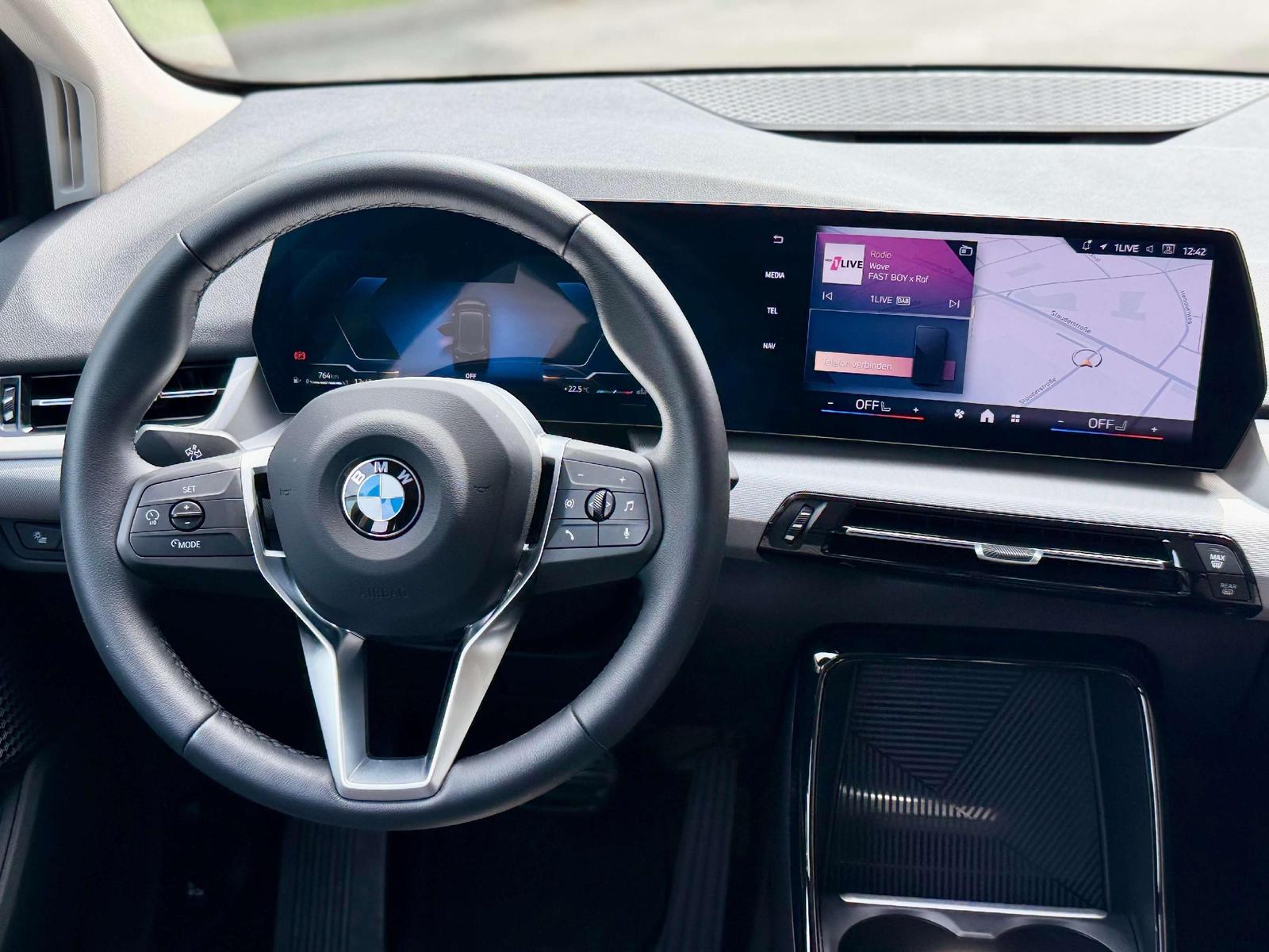 BMW 216 i 10,TKm*2026 er*Automatik*Navi*CarPlay*Kame