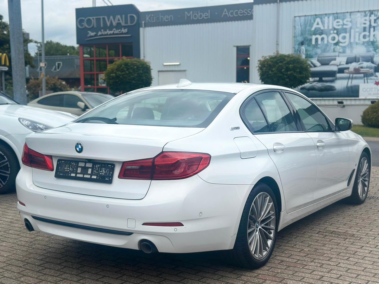 BMW 530 5 Limousine 530 e Sport Line Vollausstattung