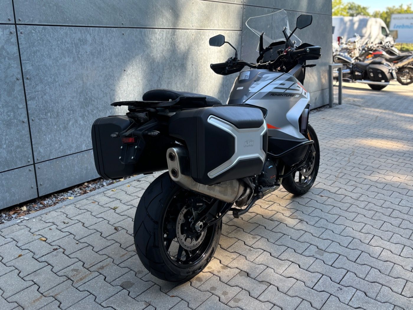 Fahrzeugabbildung KTM 1290 Super Adventure S Techpack Koffer Sturzbüge