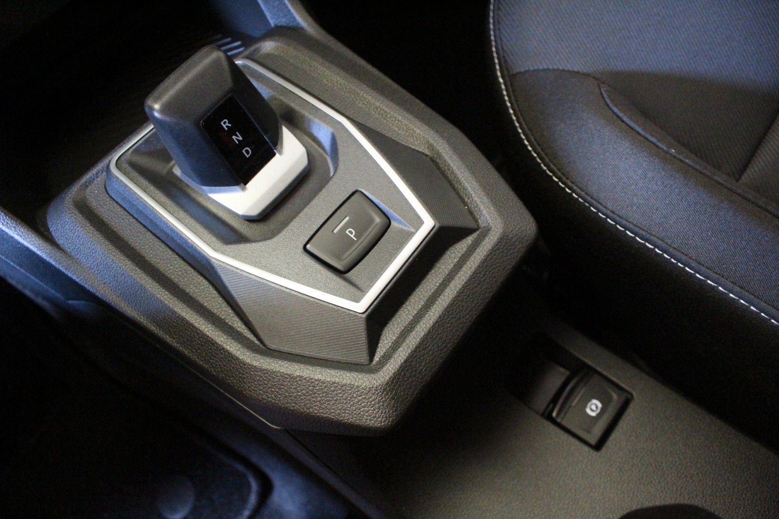 Fahrzeugabbildung Dacia Sandero Expression ECO-G 120 *Sitzhz*LPG*Kamera