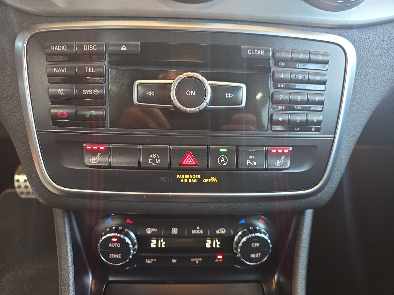 Fahrzeugabbildung Mercedes-Benz GLA 200 GLA Aut. /AMG Line/XENON/NAVI/LEDER/