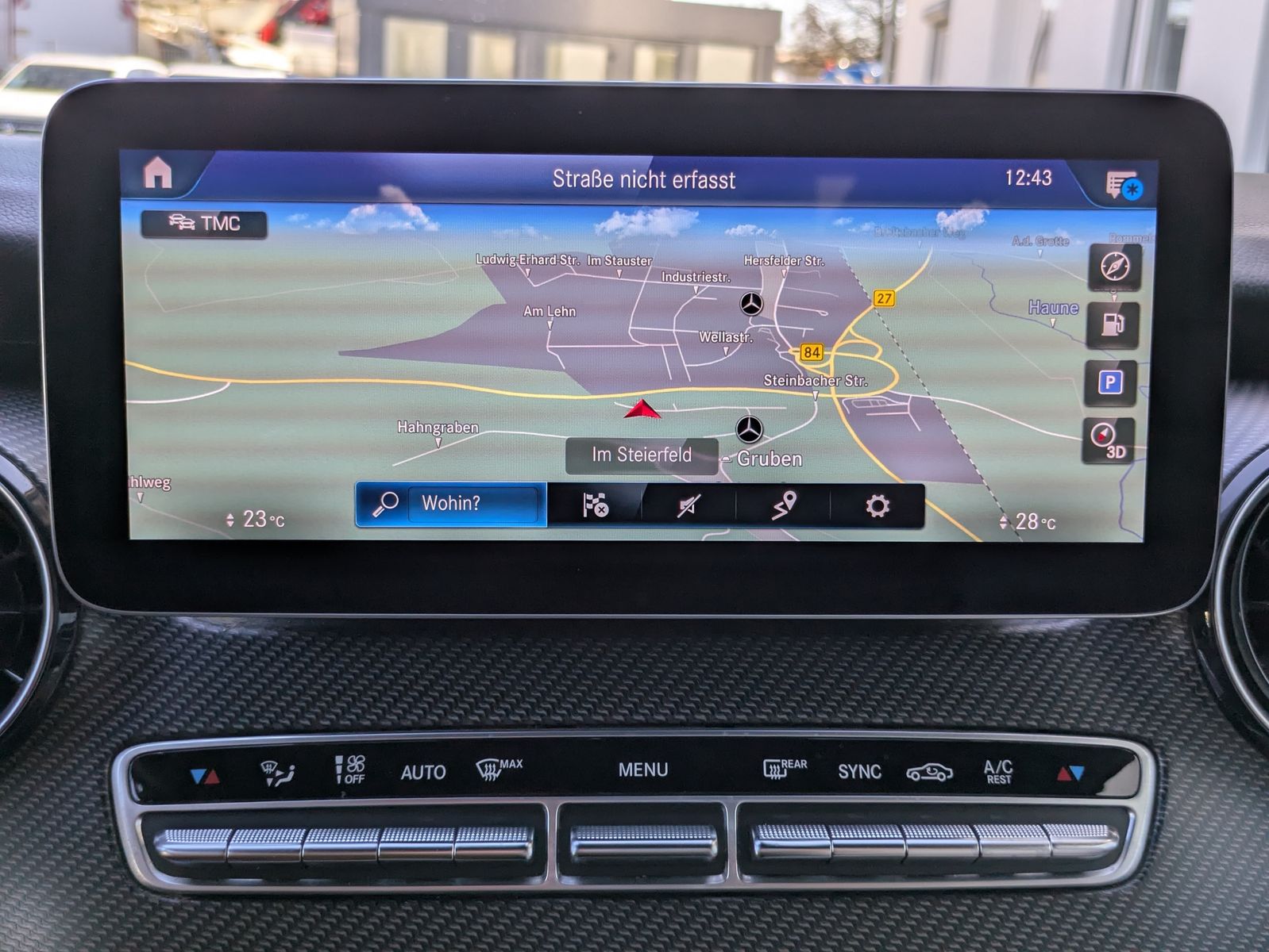 Fahrzeugabbildung Mercedes-Benz V 300 d 4MATIC AMG lang PANO*LED*LEDER*DISTR.