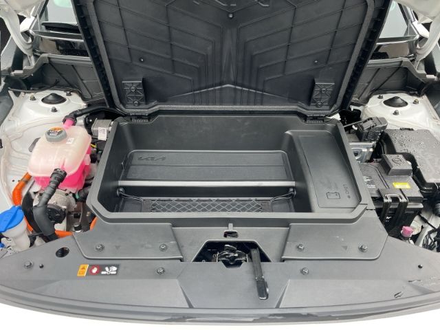 Fahrzeugabbildung Kia Niro 64,8 kWh SPIRIT *ANHÄNGERKUPPLUNG*NAVIGATIO