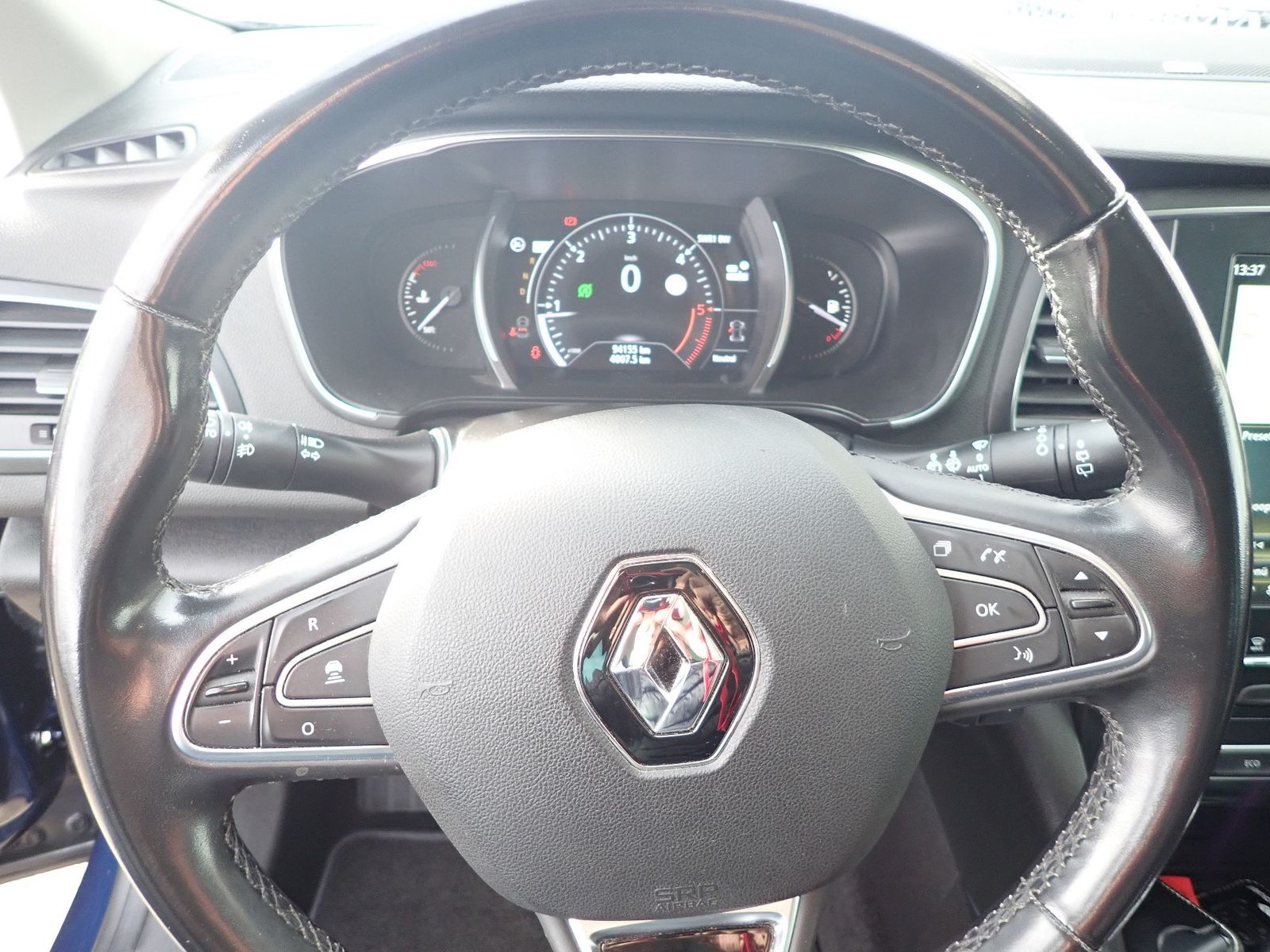 Fahrzeugabbildung Renault Megane IV Grandtour BOSE-Edition dCi 150 EDC