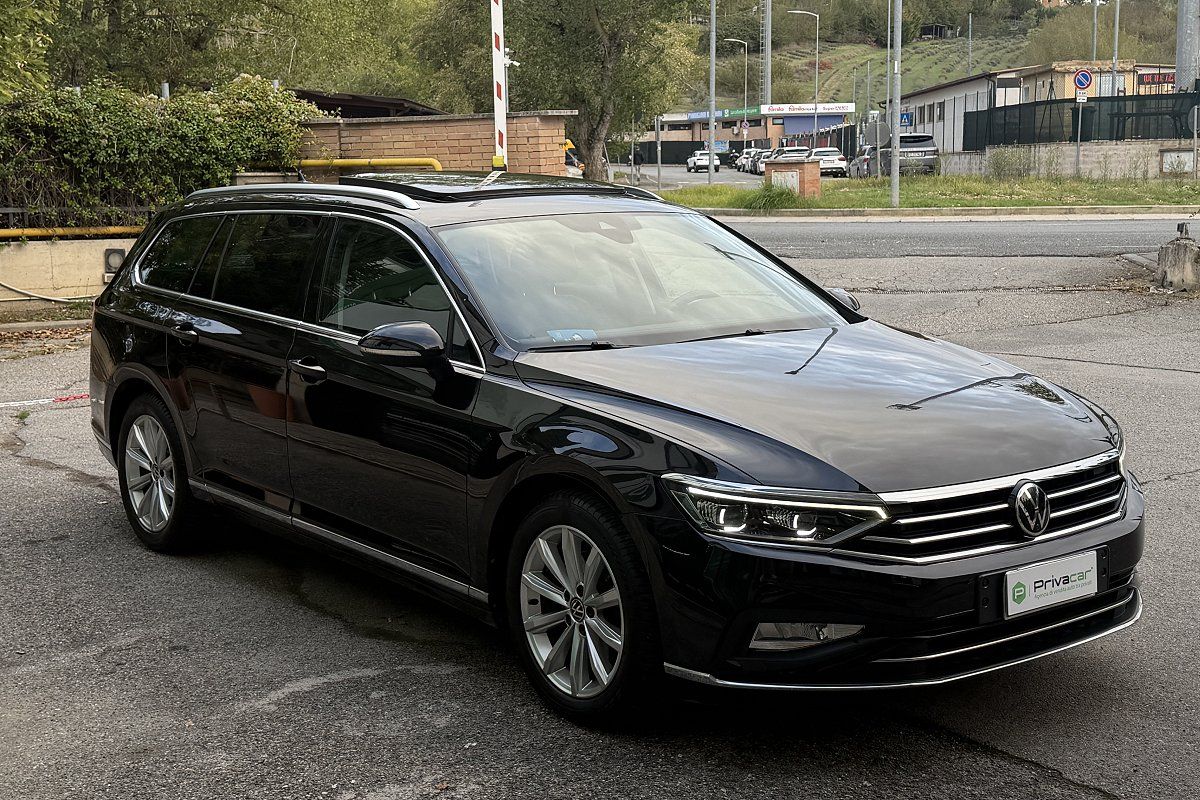 Volkswagen VOLKSWAGEN Passat Variant 2.0 TDI SCR EVO Execut imagem 3