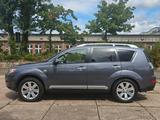 Mitsubishi Outlander 2.4 Instyle Automatik, Benzin und Gas - Auto gebraucht