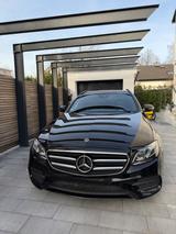 Mercedes-Benz E 400 4MATIC T AMG Line Autom. AMG NP 100.000 - Mercedes-Benz: 1.0