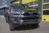 Toyota Hilux 2.8 D-4D Double Cab Invincible - Toyota Hilux: Invincible