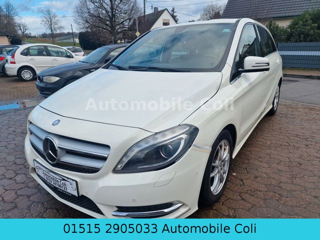 Mercedes-Benz B 180 B -Klasse B 180+Navi+Teilleder+Xenon+Euro6