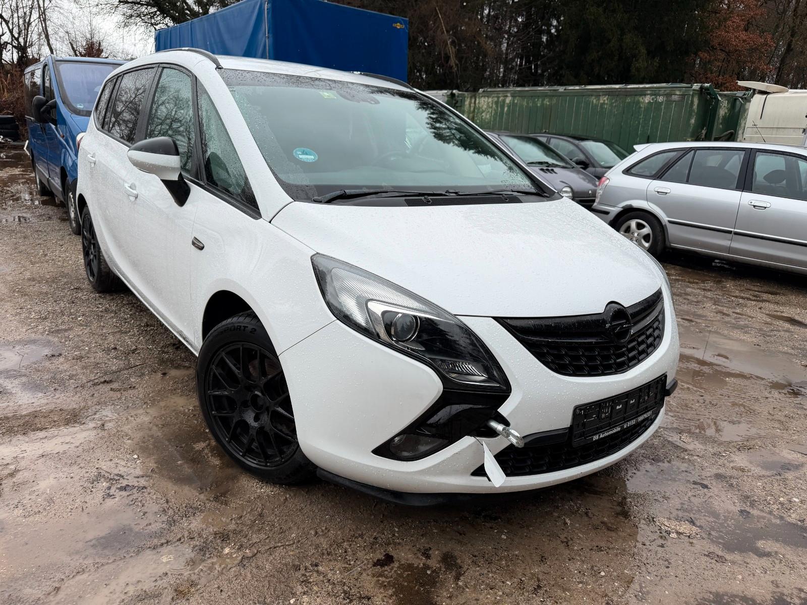 Opel Zafira C Tourer Edition MOTORSCHADEN