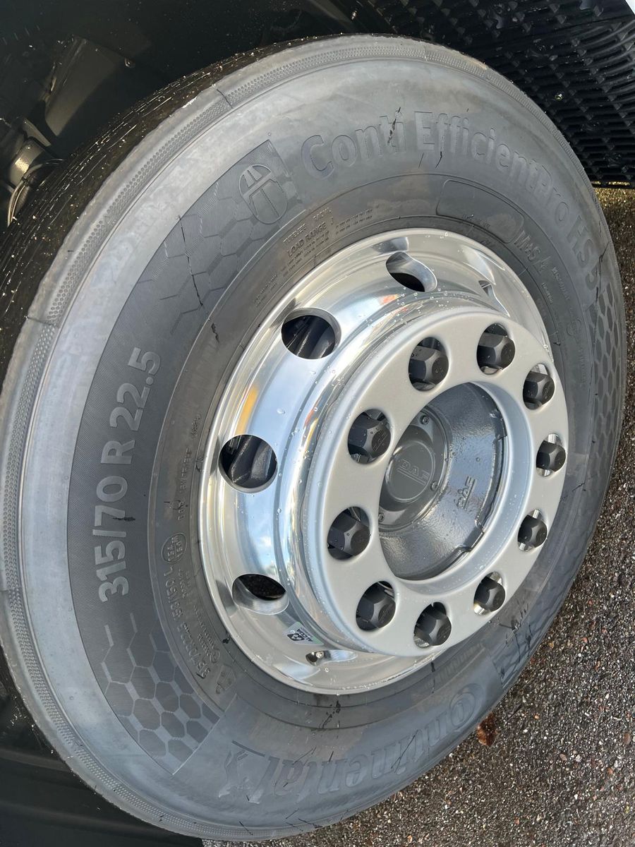 Fahrzeugabbildung DAF XF 480 FT mit ADR Ausstattung