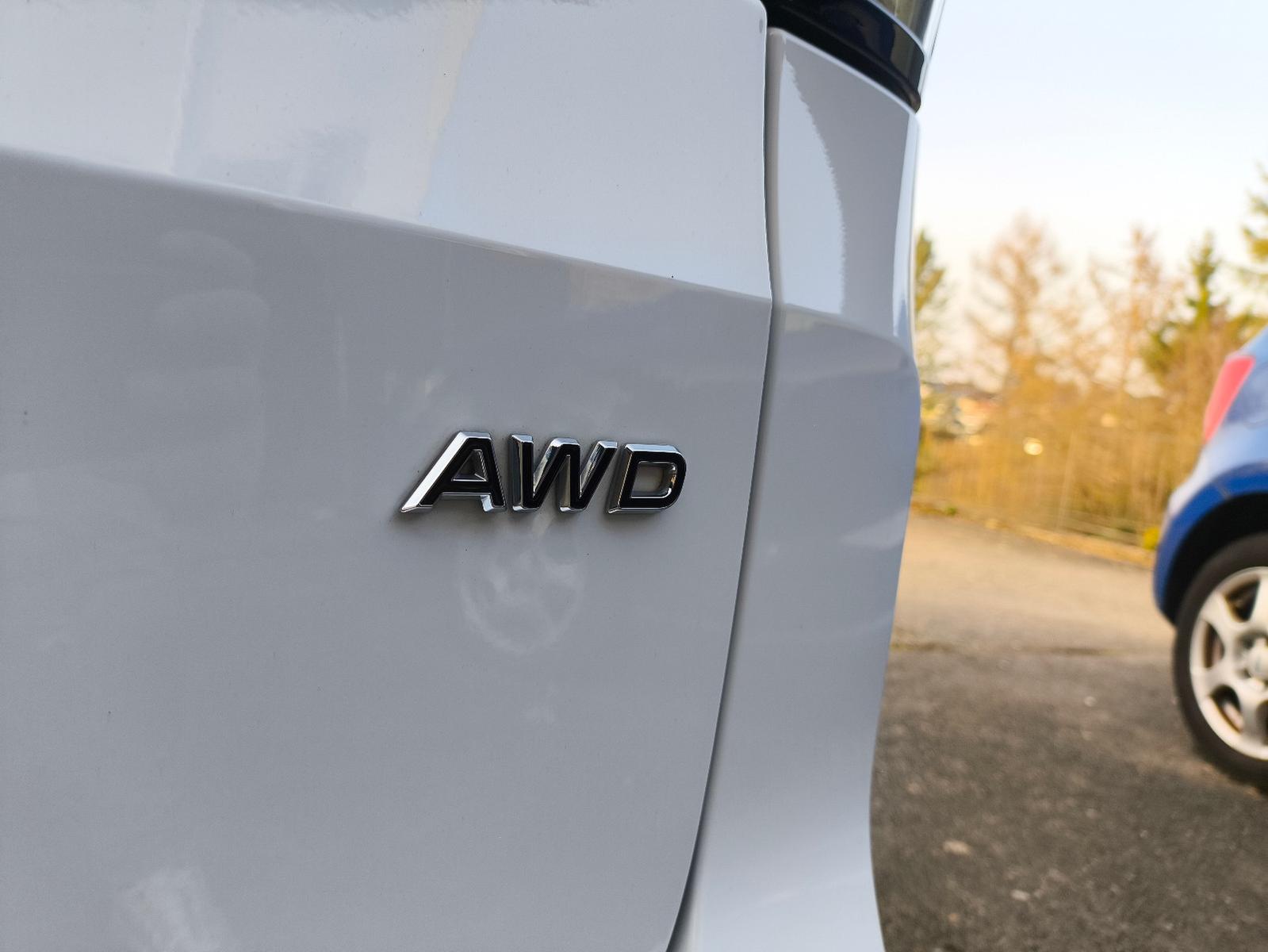 Ford Tourneo Connect Active 4x4 AWD*Glasdach*7 Sitze