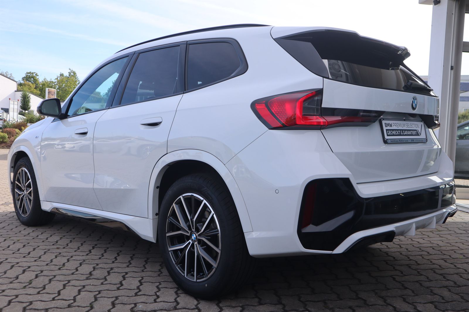 BMW X1 sDrive18i M Sport DAB LED Shz Sportsitz RFK foto 3
