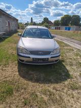 Ford Mondeo 1.8 81 kW Ambiente Ambiente - Ford Mondeo Ambiente mit Benzin-Antrieb