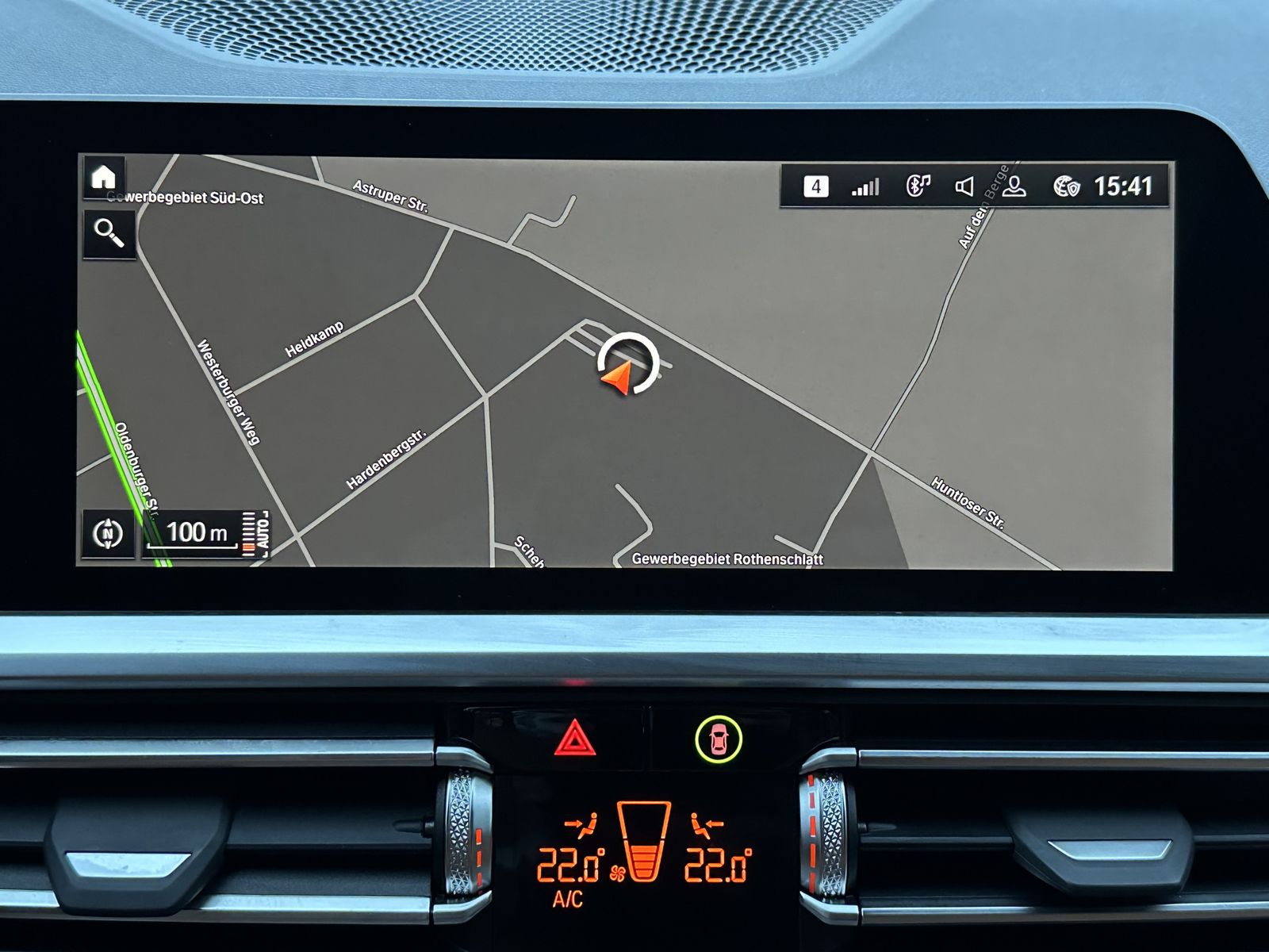 Fahrzeugabbildung BMW 420i Gran Coupé M-Sport Pro NAV+LED+GLASDACH+ACC