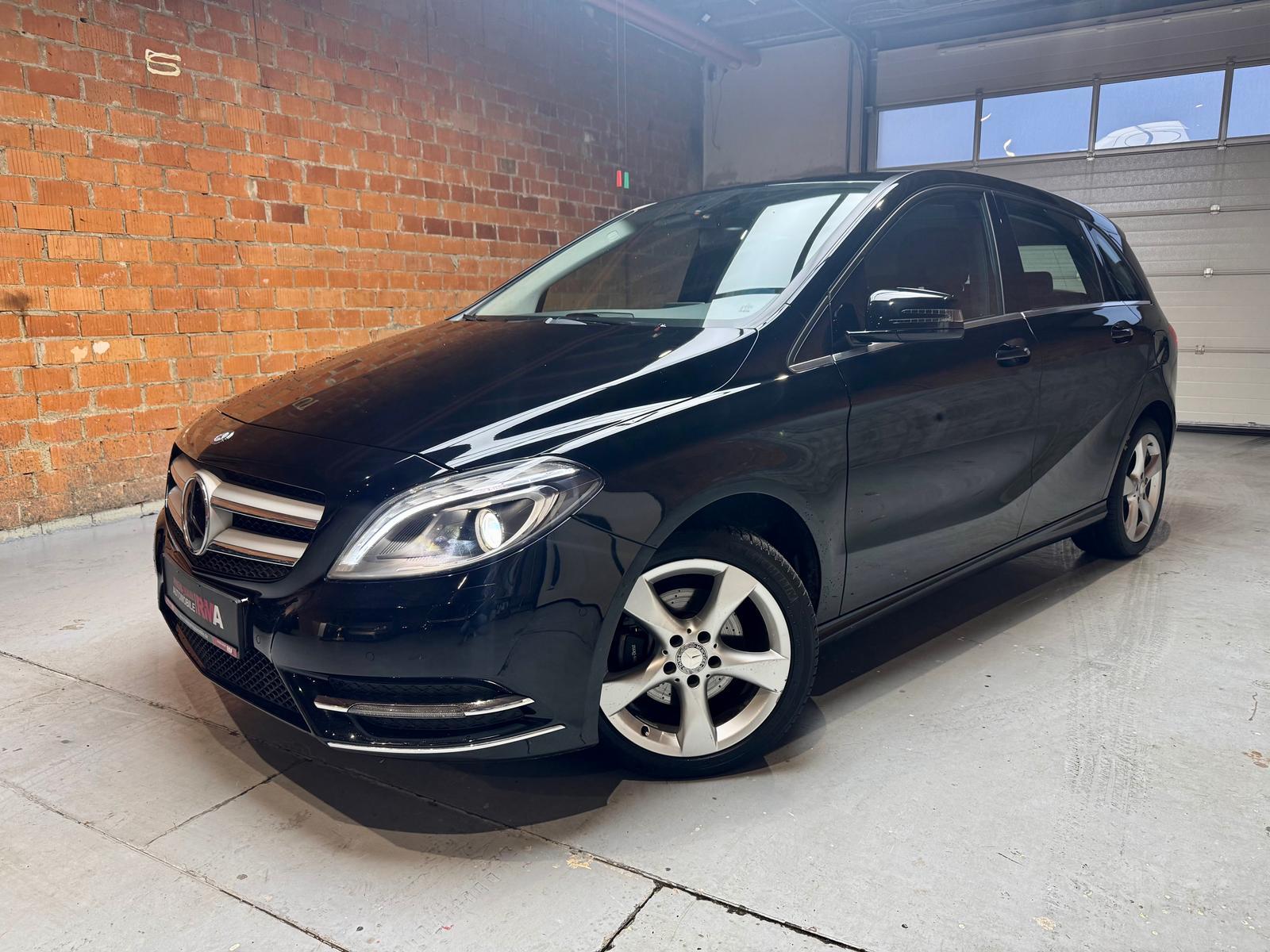 Mercedes-Benz B 180 1.6 KAT+ 1.HAND+BI-XENON-NAVI+HU NEU+