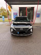 Hyundai SANTA FE 2.4 GDI Premium 4WD 6AT Premium - Hyundai SANTA FE mit Benzin-Antrieb