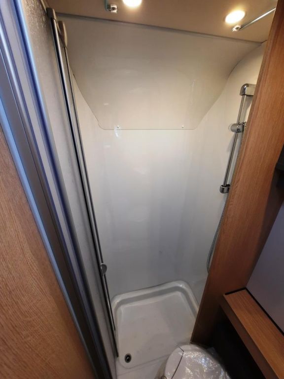 Fahrzeugabbildung LMC Tourer Lift H 630 Verfüg./Sparen Sie 17.161,- €
