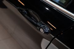 BMW 118 i Urban Line*CAM*LED*LEDER*SHZ*NAVI*TEMPOMAT