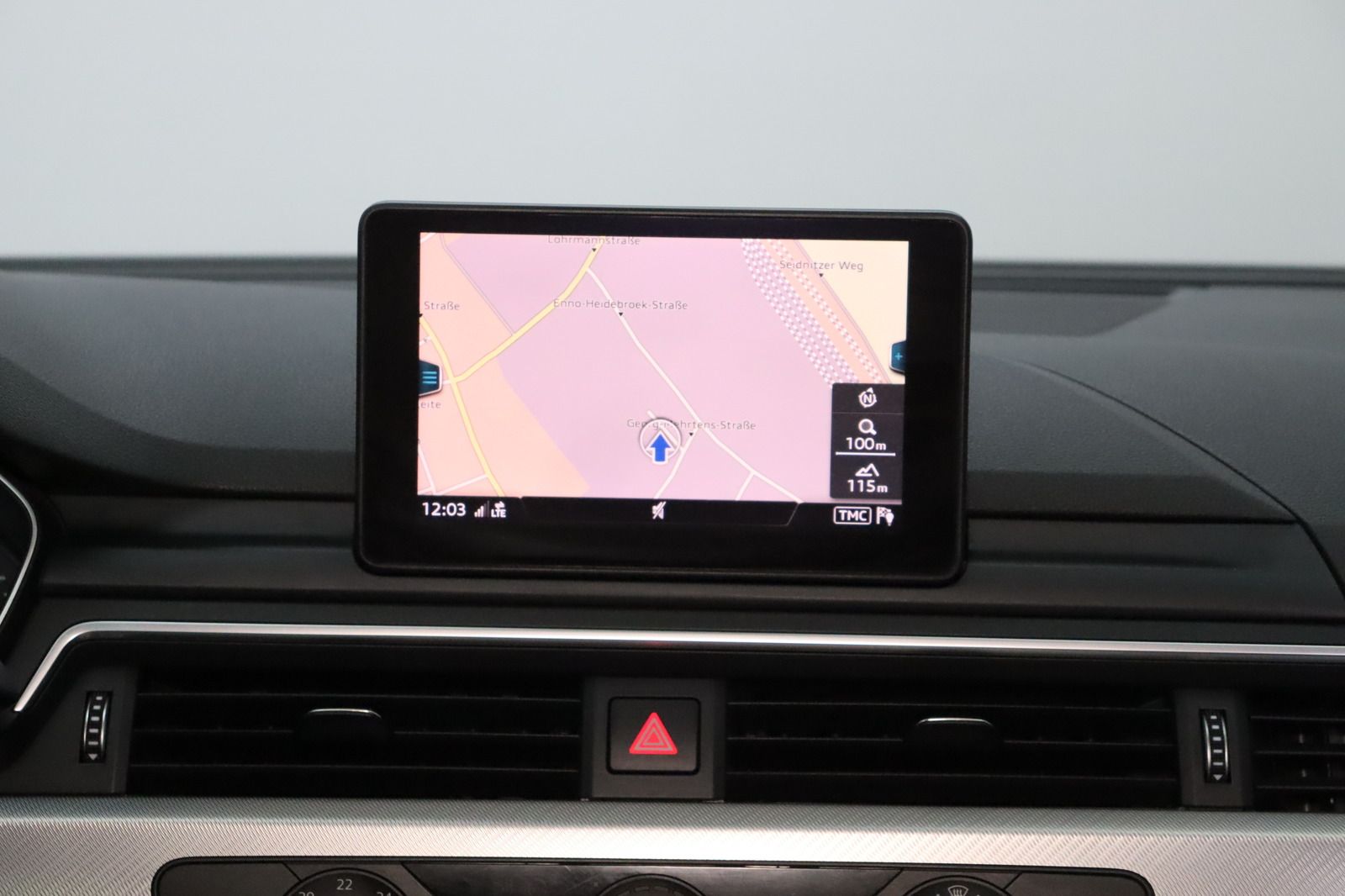 Fahrzeugabbildung Audi A5 Sportback 40 TFSI * LED * Navi * Keyless