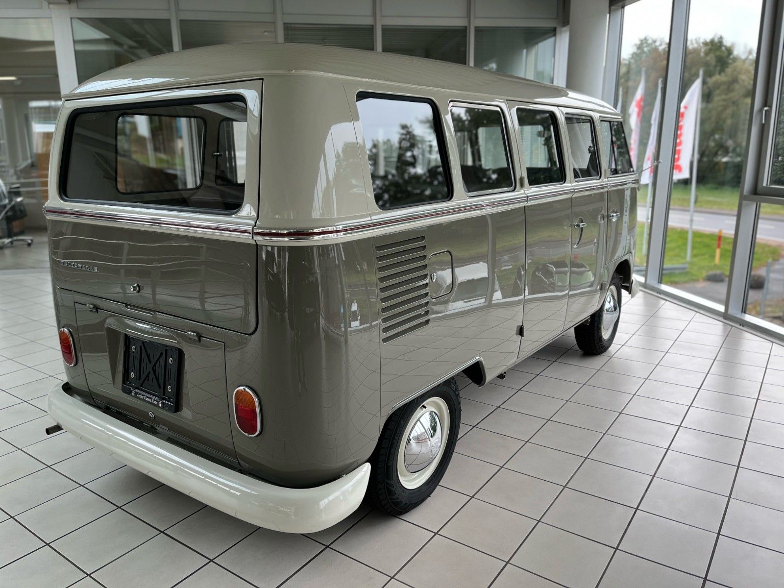VW T1 Bulli Kombi 9 Sitzer Neu "Made in Germany"