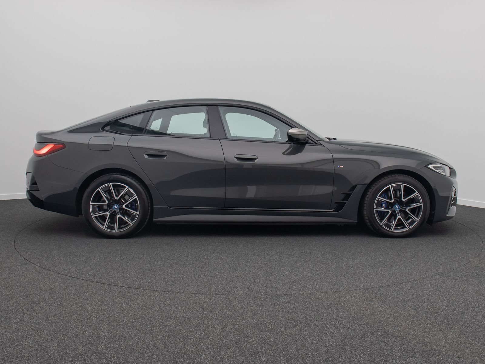 Fahrzeugabbildung BMW i4 M50 360° HUD H/K Lenkrhzg ACC Fernlichtassist