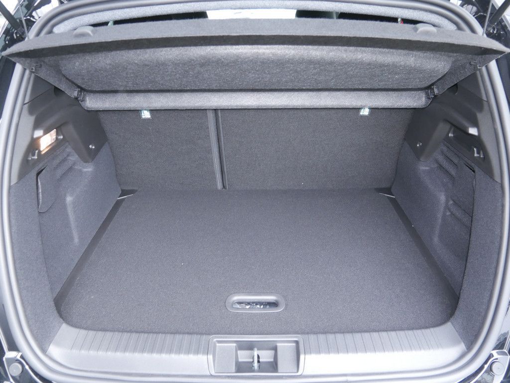 Fahrzeugabbildung Renault Captur Techno Full Hybrid E-Tech 160