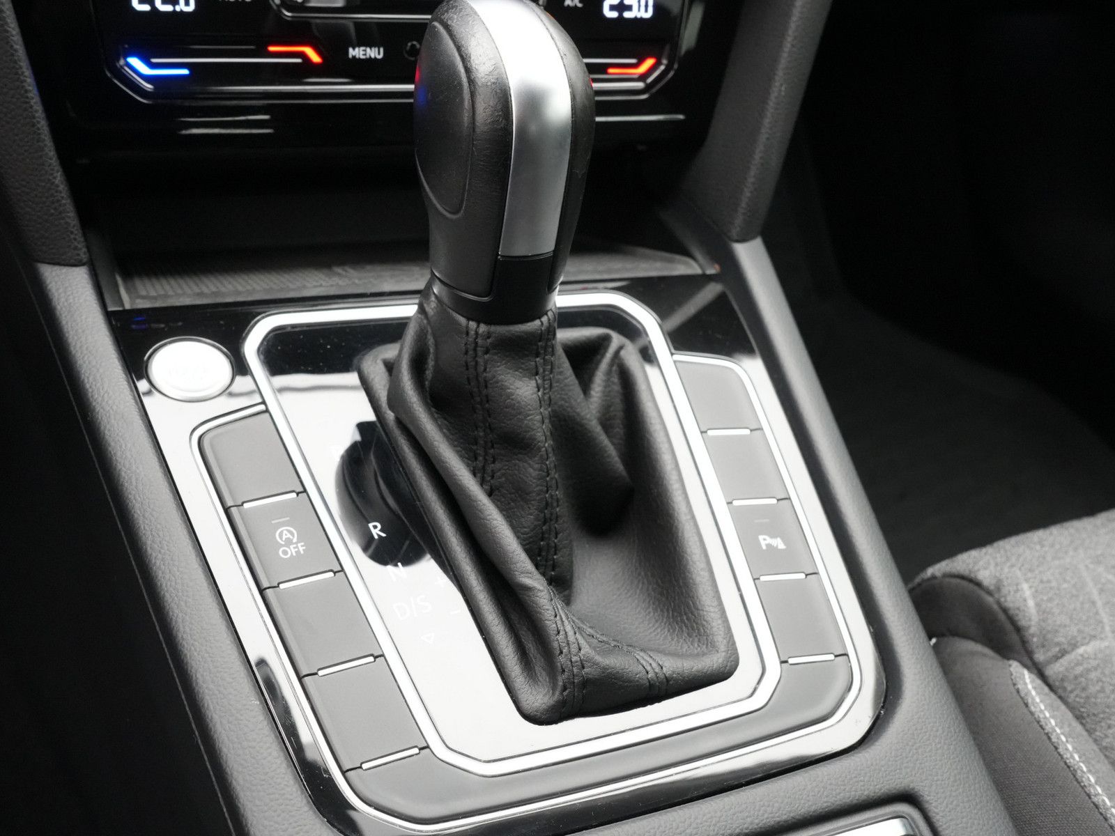 Volkswagen Passat Variant - Bild 17